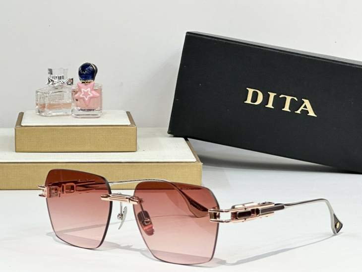Picture of Dita Sunglasses _SKUfw70119824fw